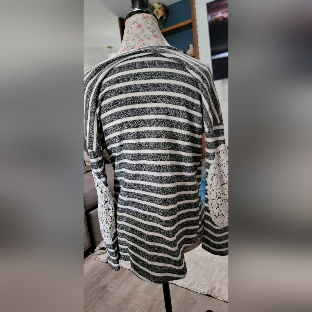 Striped Black and White Sweater Size Small - Picture 3 of 4